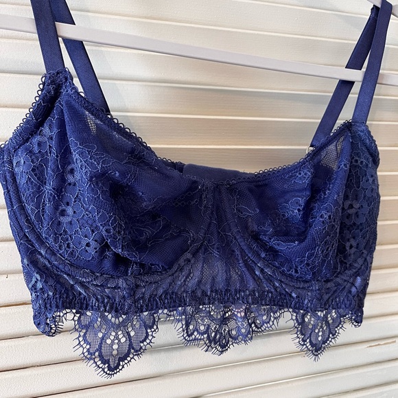 Victorias Secret- Dream Angel push-up. - Picture 2 of 4